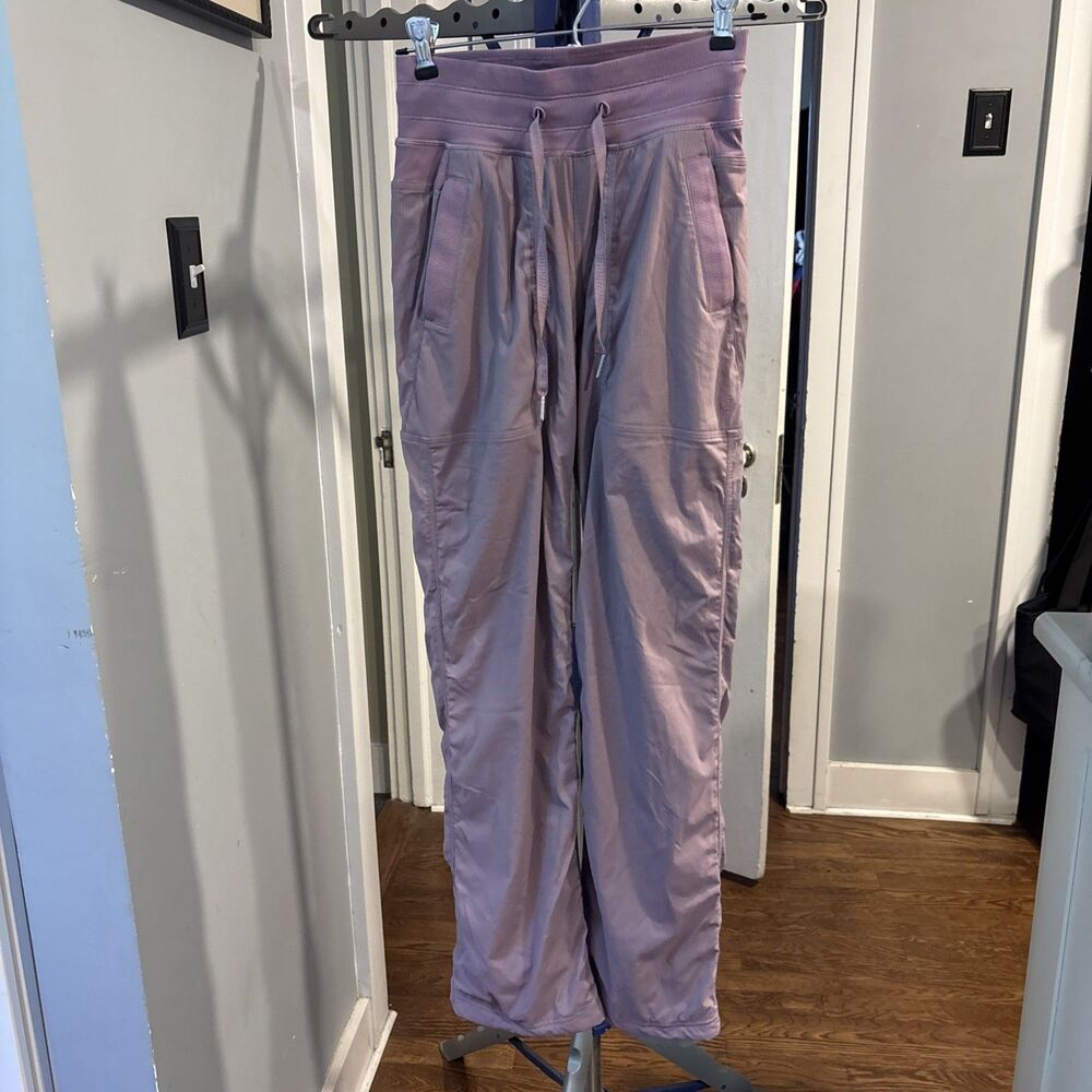 LULULEMON MAUVE DANCE STUDIO PANT LINED SIZE  0 - EUC